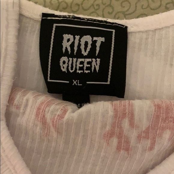 Matching Set - Picture 3 of 3